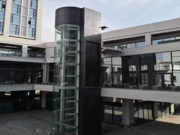 泉乐坊观光电梯